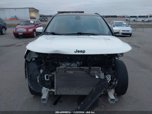 3C4NJDBB6KT683577 Jeep Compass Altitude 4x4