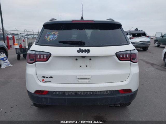 3C4NJDBB6KT683577 Jeep Compass Altitude 4x4