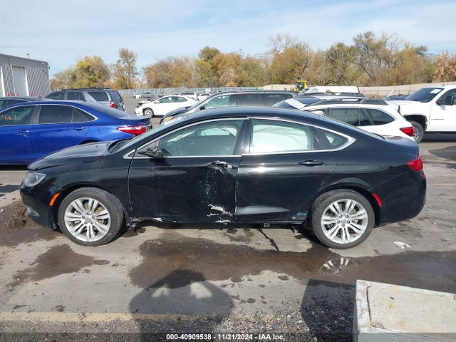 1C3CCCAB5GN104636 Chrysler 200 Limited