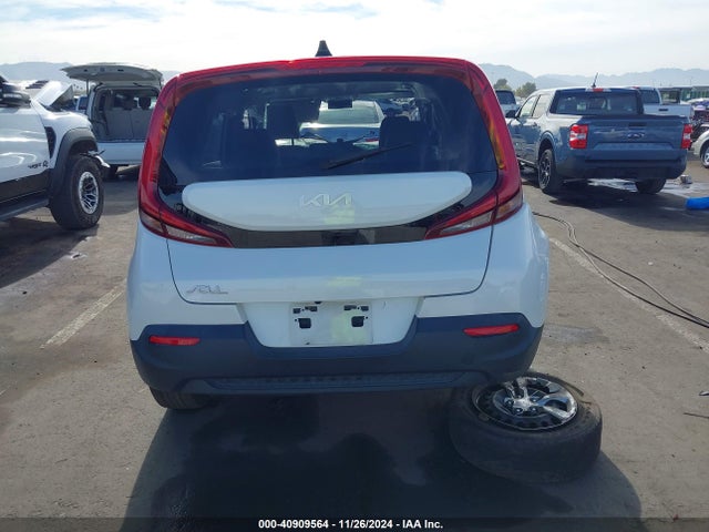 KIA SOUL LX 2022 KNDJ23AU5N7156776 Image 16