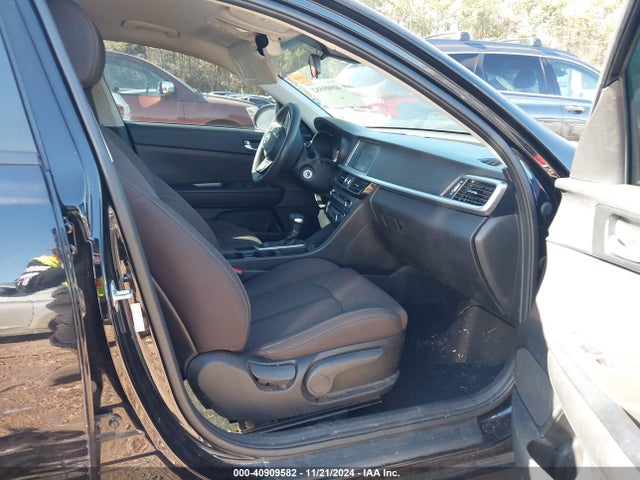 5XXGT4L37LG399043 KIA Optima Lx