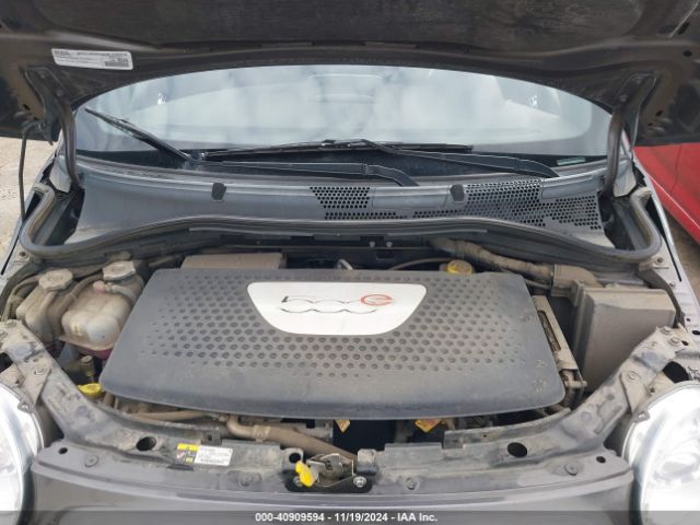 2016 FIAT 500E 3C3CFFGE5GT113783 Photo 9