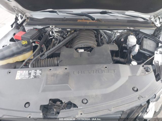 1GNSKJKC5HR252485 Chevrolet Suburban Premier