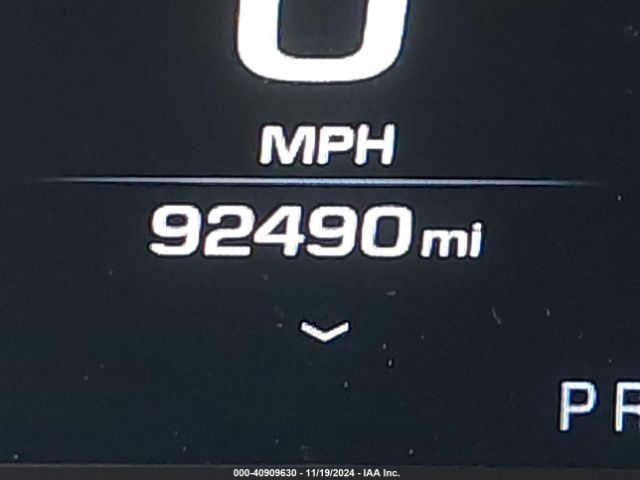 1GNSKJKC5HR252485 Chevrolet Suburban Premier