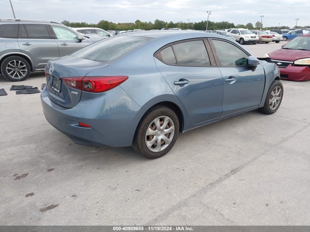Mazda Mazda3 I Sport 2015 3MZBM1U78FM168207 Image 4