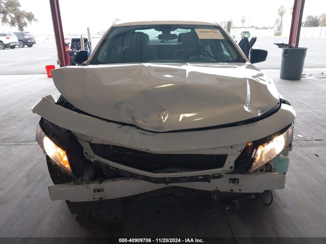 Chevrolet IMPALA LS 2019 2G11X5S38K9115693 Image 13