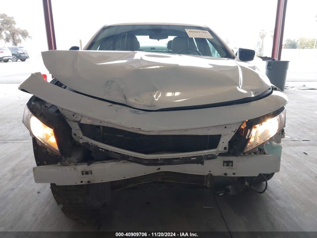 Chevrolet IMPALA LS 2019 2G11X5S38K9115693 Image 6