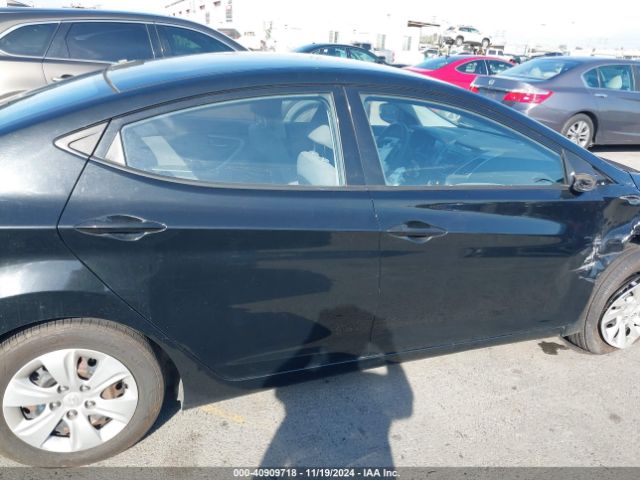 5NPDH4AE0GH747820 Hyundai ELANTRA SE