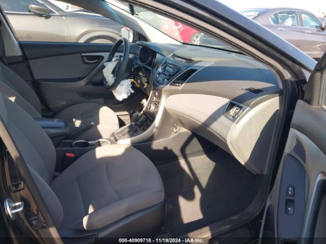 5NPDH4AE0GH747820 Hyundai ELANTRA SE