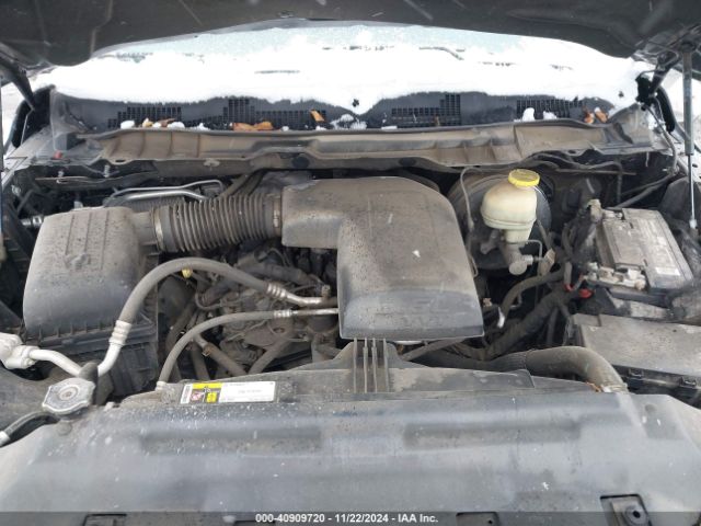 1C6RR7GG5HS583598 RAM 1500 Slt  4x4 6'4 Box