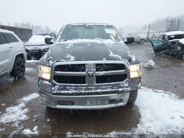 1C6RR7GG5HS583598 RAM 1500 Slt  4x4 6'4 Box