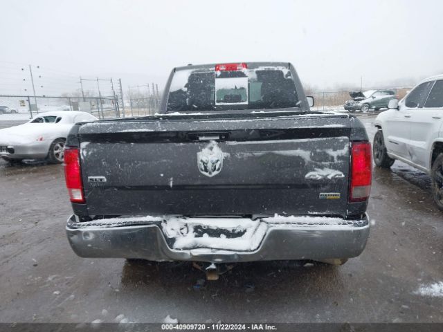 1C6RR7GG5HS583598 RAM 1500 Slt  4x4 6'4 Box
