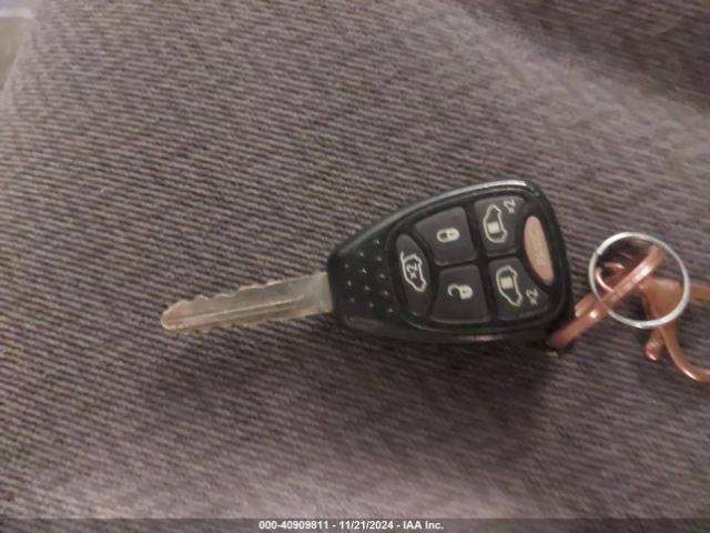 2007 CHRYSLER TOWN & COUNTRY 2A4GP54L87R136852 Photo 10