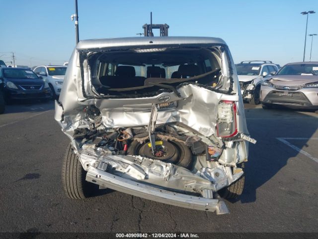 JTLZE4FE8FJ070338 Scion XB
