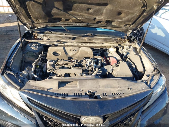 4T1B61HK2JU506177 Toyota CAMRY XSE