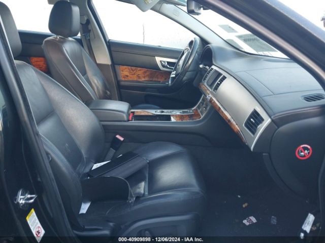 SAJWA0FS1FPU61824 Jaguar Xf 2.0t Premium