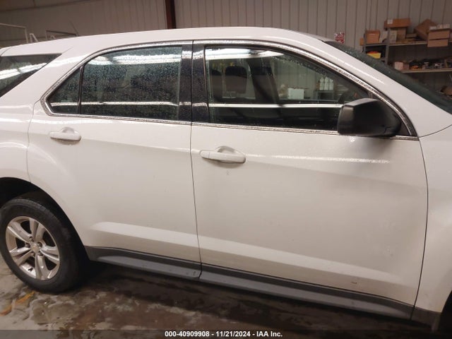 Chevrolet EQUINOX LS 2017 2GNALBEKXH1572122 Image 13