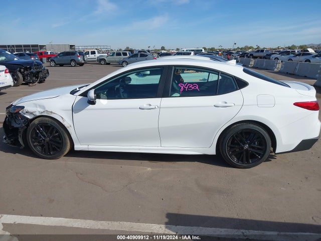 Toyota CAMRY SE 2025 4T1DAACKXSU061641 Image 14