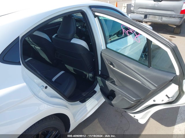 Toyota CAMRY SE 2025 4T1DAACKXSU061641 Image 8