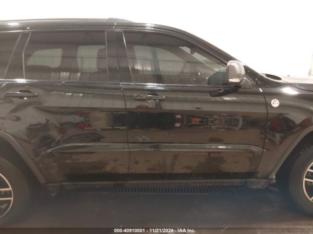 1C4RJFLG4JC105253 Jeep Grand Cherokee Trailhawk 4x4