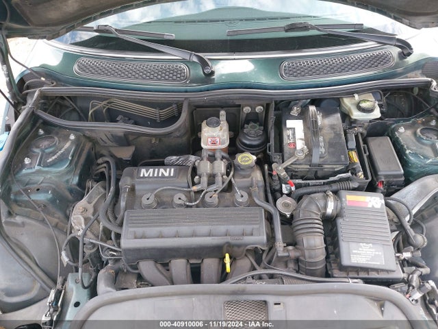 2006 MINI COOPER WMWRC33526TK66308 Photo 9