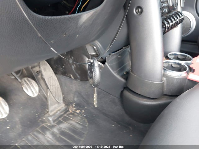 2006 MINI COOPER WMWRC33526TK66308 Photo 10