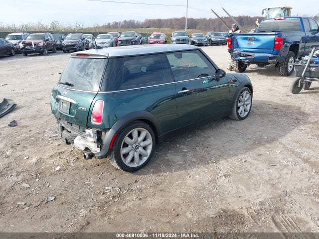 2006 MINI COOPER WMWRC33526TK66308 Photo 3