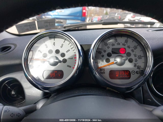 2006 MINI COOPER WMWRC33526TK66308 Photo 6