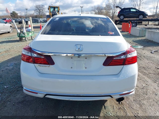 Honda ACCORD EX 2016 1HGCR2F00GA002178 Image 16