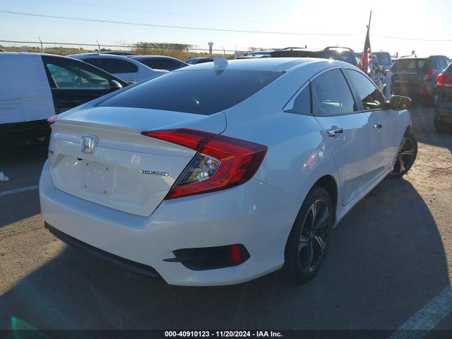 Honda Civic Touring 2018 JHMFC1F99JX010840 Image 4