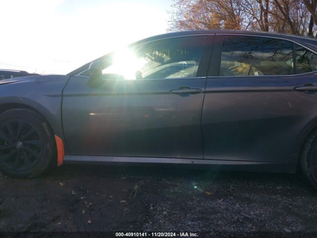 4T1C11AK0MU549742 Toyota CAMRY LE