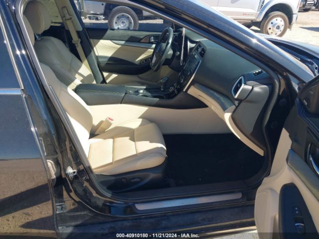 1N4AA6AP2JC380495 Nissan Maxima 3.5 Sl