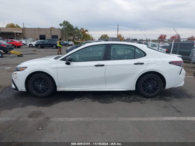 4T1G11AK0NU012520 Toyota Camry Se Nightshade Edition