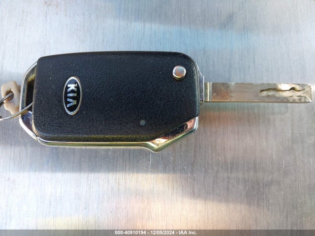 KIA SOUL LX 2020 KNDJ23AU4L7726313 Image 11