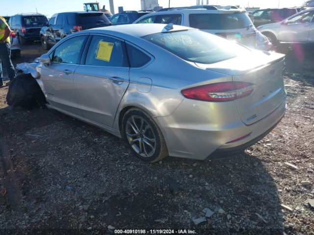 3FA6P0RU5KR181410 Ford Fusion Hybrid Titanium