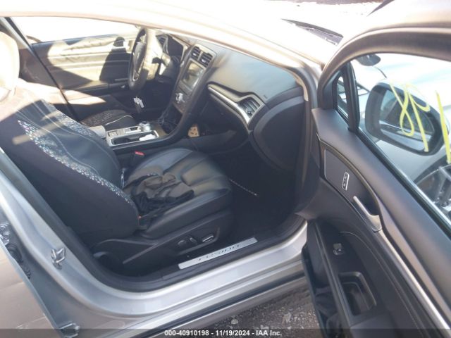 3FA6P0RU5KR181410 Ford Fusion Hybrid Titanium