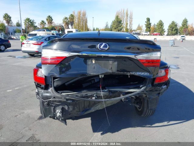 JTHBW1GG3J2187030 Lexus ES 300H