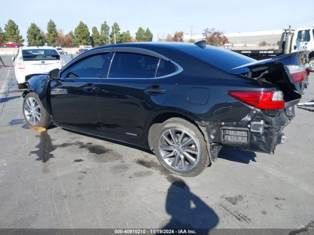 JTHBW1GG3J2187030 Lexus ES 300H