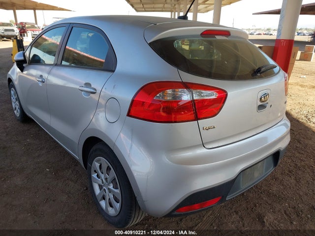 KIA Rio 2014 KNADM5A37E6352442 Image 15