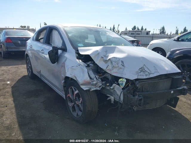 KIA Forte Lxs 2019 3KPF24ADXKE118208 Image 1
