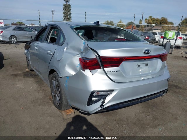 KIA Forte Lxs 2019 3KPF24ADXKE118208 Image 3