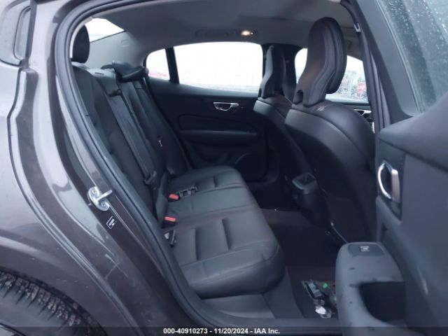 7JRL12FL9RG280739 Volvo S60 B5 Plus Dark Theme