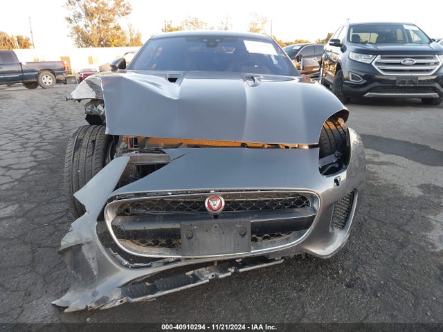 SAJDD1GX0KCK62411 Jaguar F-type P300