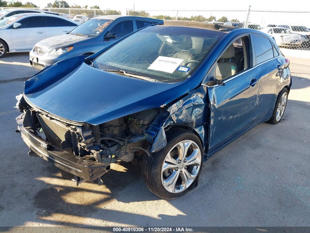 Hyundai ELANTRA GT 2014 KMHD35LHXEU186536 Image 2
