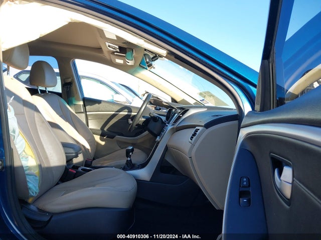 Hyundai ELANTRA GT 2014 KMHD35LHXEU186536 Image 5