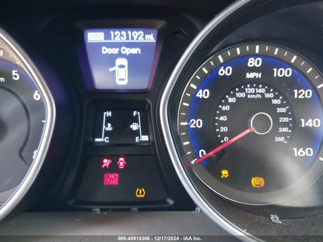 Hyundai ELANTRA GT 2014 KMHD35LHXEU186536 Image 7