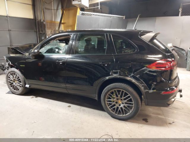 WP1AE2A26JLA72112 Porsche Cayenne E-hybrid S Platinum Edition