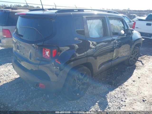 2022 JEEP RENEGADE ZACNJDE11NPN47658 Photo 3