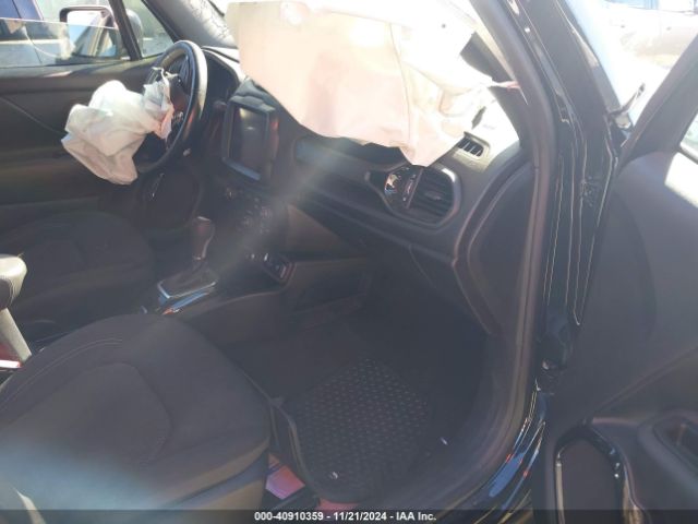 2022 JEEP RENEGADE ZACNJDE11NPN47658 Photo 4
