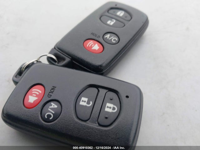 JTDKN3DP1E3052939 Toyota PRIUS PLUG-IN